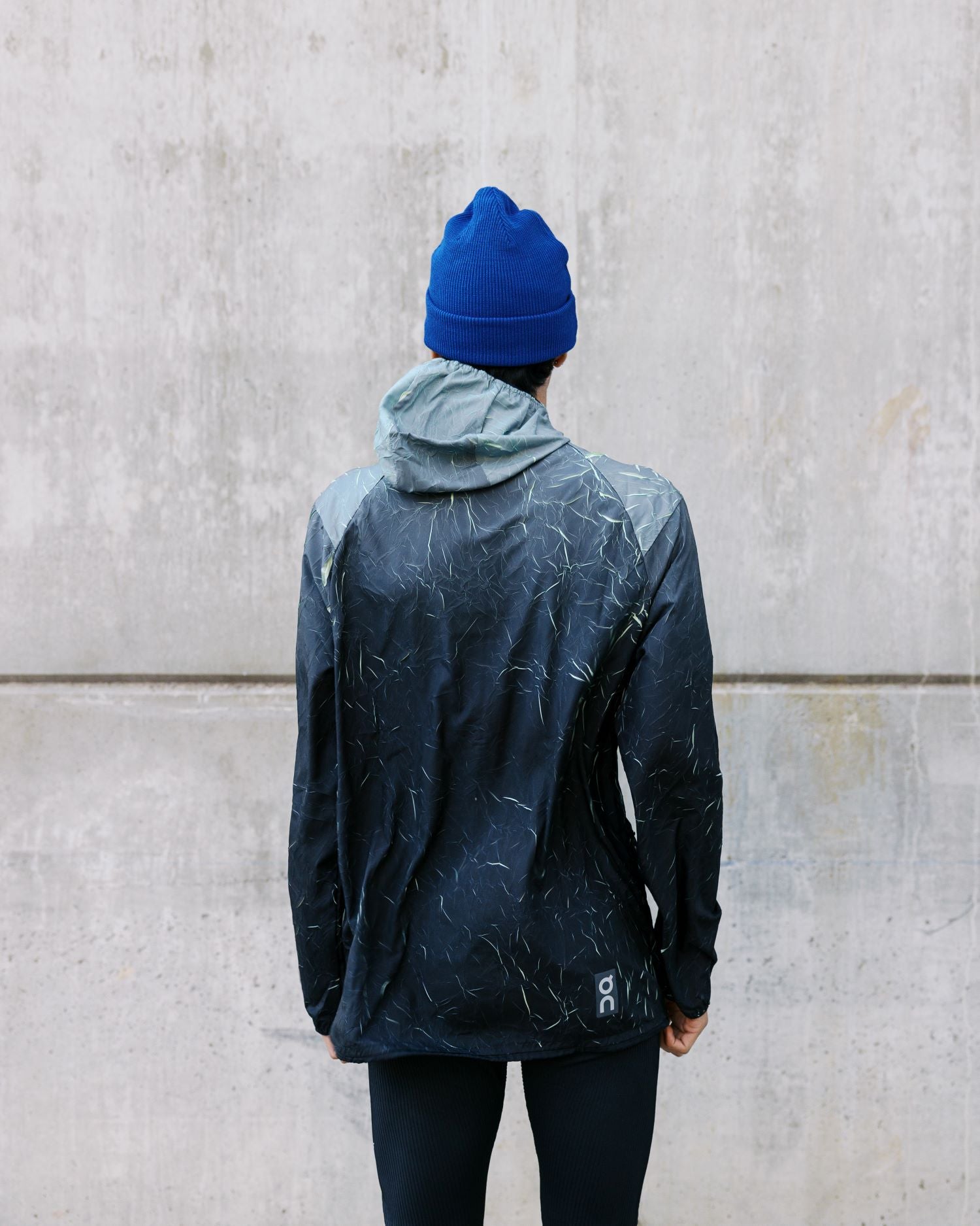 【定価38.500円】 on pace run jacket Sサイズ新品未使用 Women's Pace Run Jacket | Black & Grey | On United States